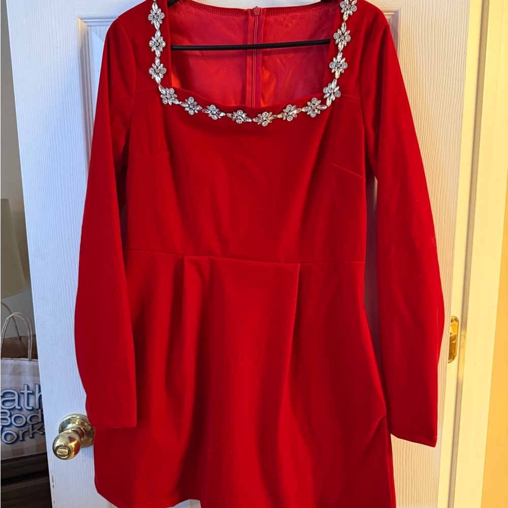 Red velvet mini dress - Picture 2 of 2